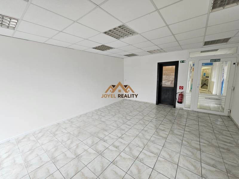 obchodný priestor GA1.jpg